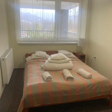 民宿 Mona 维斯拉