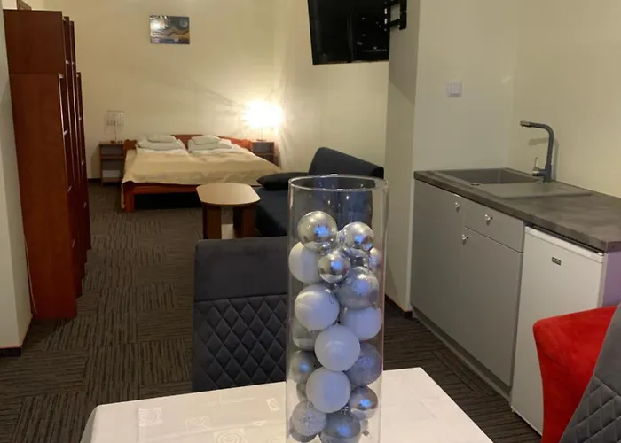 Mona בית אירוח