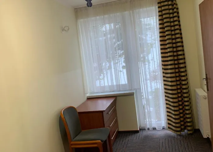 בית אירוח Mona ויסלאו