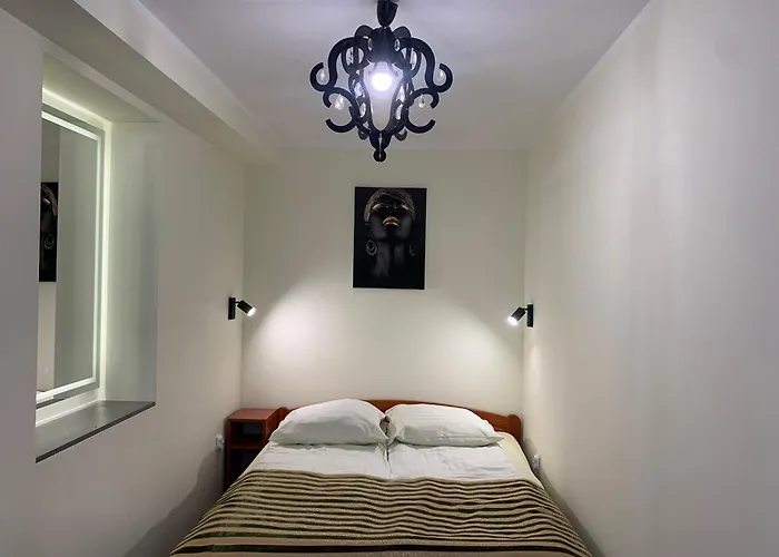 Mona בית אירוח *